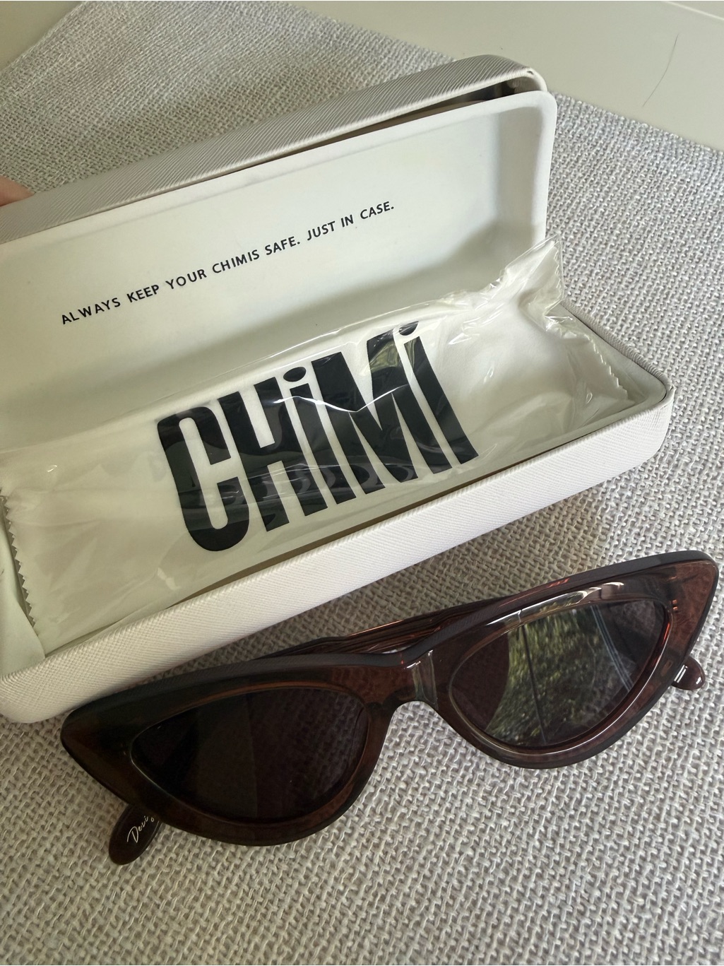 Chimi Cat Eye Tortoise Sunglasses #006 — image 2 of 6